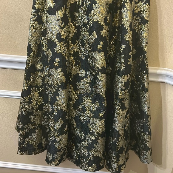 NWT Antonio Melani Morgan
Sleeveless Square Neck
Jacquard A-Line Midi Dress - Picture 9 of 16